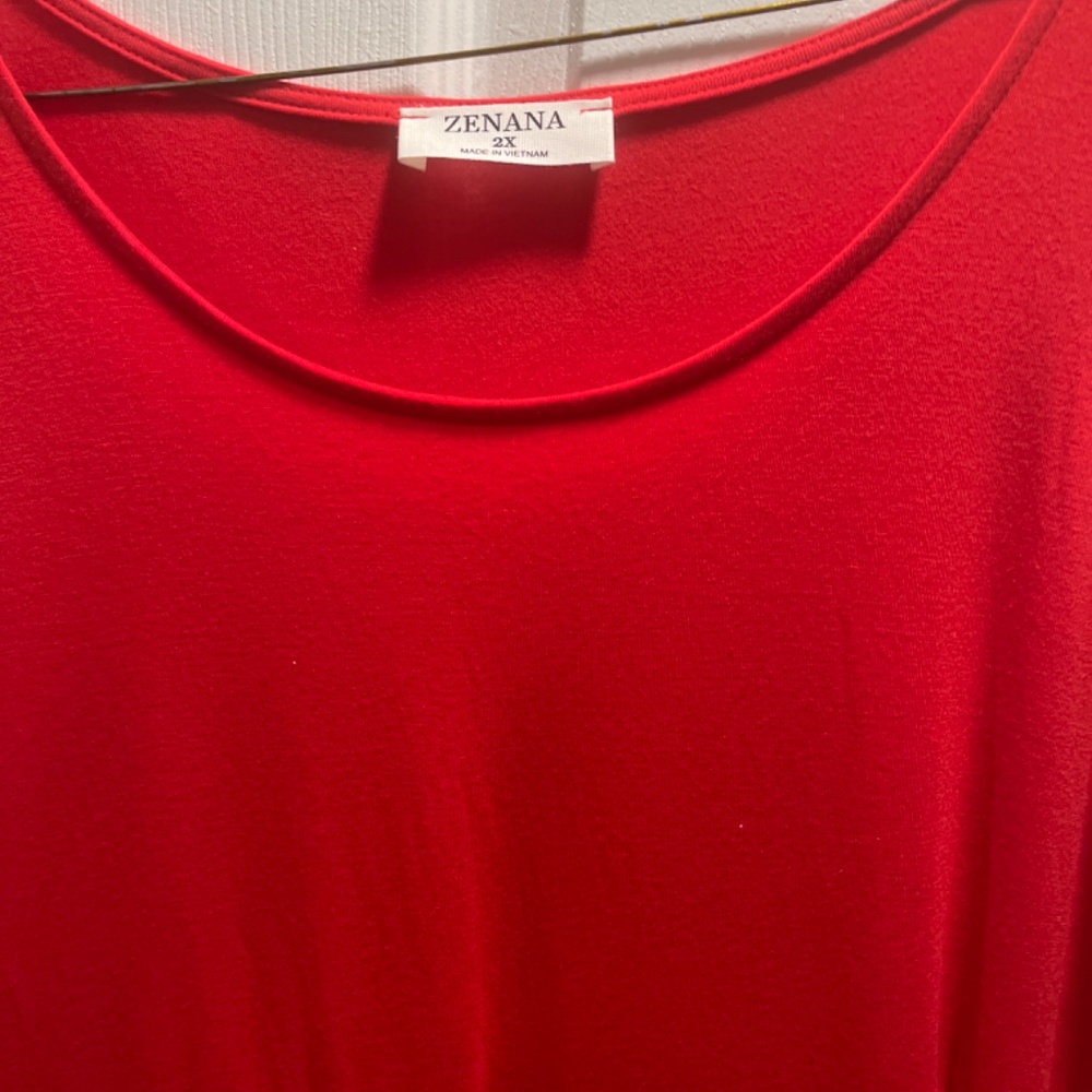 Zenana sleeveless tiered tunic - Picture 2 of 3